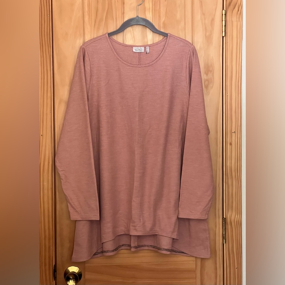 LOGO by Lori Goldstein Rose Taupe Waffle Knit Top (Without Lace at Hem)